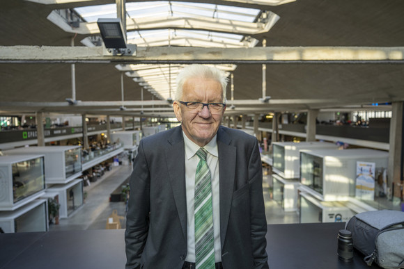 Auslandsreise Kretschmann auf Delegationsreise in Paris Ministerpräsident Winfried Kretschmann im Start-up-Campus Station F in Paris (Bild: Staatsministerium Baden-Württemberg)