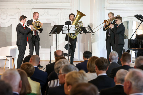 Festakt 75. Geburtstag von Ministerpräsident Winfried Kretschmann Musikalische Begrüßung durch das Karidion Brass Quintett