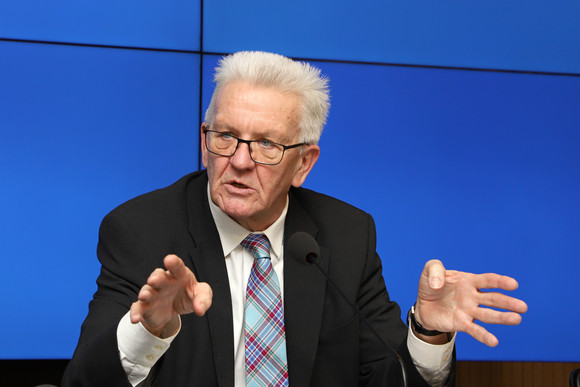 Pressekonferenz Exzellenzstrategie und Islamischer Religionsunterricht Ministerpräsident Winfried Kretschmann
