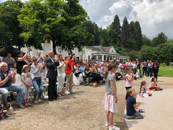 Publikum beim Welterbefest in Baden-Baden