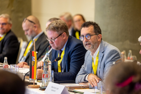 Reinhold Jost, Minister für Inneres, Bauen und Sport im Saarland