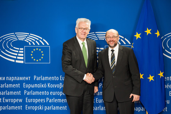 Europa Kretschmann zu Antrittsbesuch in Brüssel Ministerpräsident Winfried Kretschmann (l.) und EU-Parlamentspräsident Martin Schulz (r.) (Foto: Vertretung des Landes Baden-Württemberg bei der Europäischen Union/FKPH)