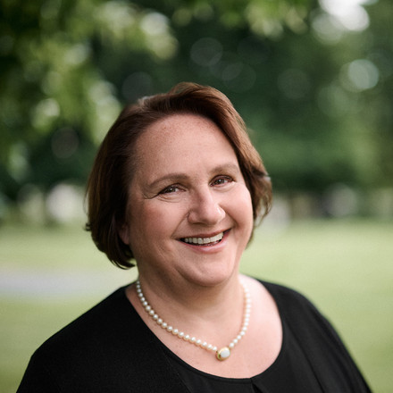 Ministerin Theresa Schopper