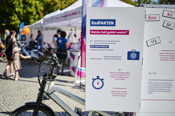 Zweiter Cargo-Bike-Day in Stuttgart zeigt Vielfalt der Lastenräder