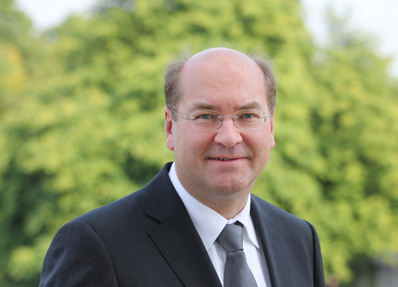 Justiz Eberhard Stilz als Präsident des Verfassungsgerichtshofs verabschiedet Dr. Malte Graßhof