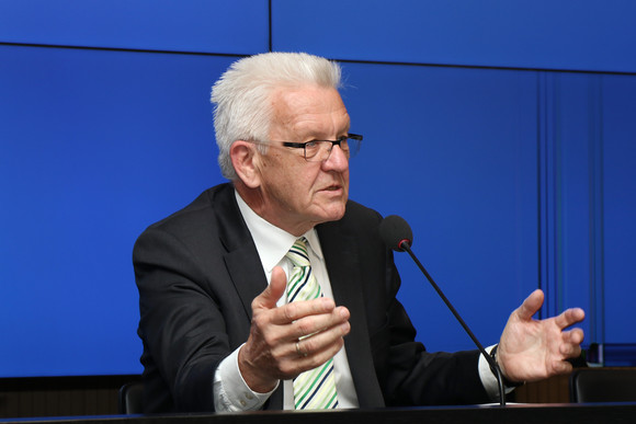 Pressekonferenz Neue Tourismuskonzeption bis Mitte 2019 Ministerpräsident Winfried Kretschmann