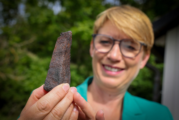 Denkmalreise Staatssekretärin Lindlohr besucht den Lochenstein Zum Auftakt der Denkmalreise besuchte Staatssekretärin Lindlohr den Lochenstein bei Hausen am Tann.