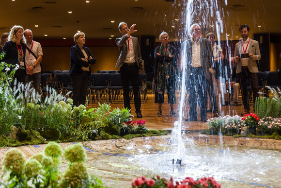 Ministerin Nicole Razavi MdL besucht die Liederhalle in Stuttgart