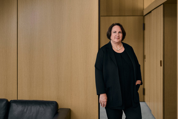 Ministerin Theresa Schopper