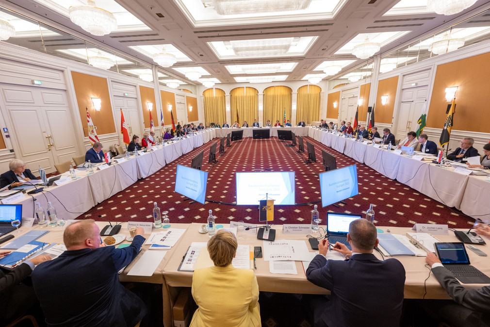 Die 140. Bauministerkonferenz fand am 22. und 23. September 2022 in Stuttgart statt.