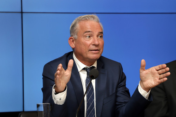 Pressekonferenz Land stärkt Schutz jüdischer Einrichtungen Innenminister Thomas Strobl bei der Regierungspressekonferenz (Bild: Staatsministerium Baden-Württemberg)