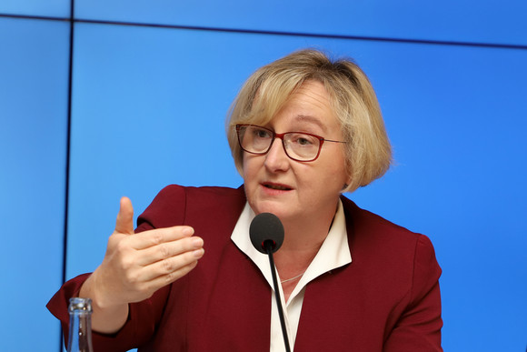 Pressekonferenz Exzellenzstrategie und Islamischer Religionsunterricht Wissenschaftsministerin Theresia Bauer