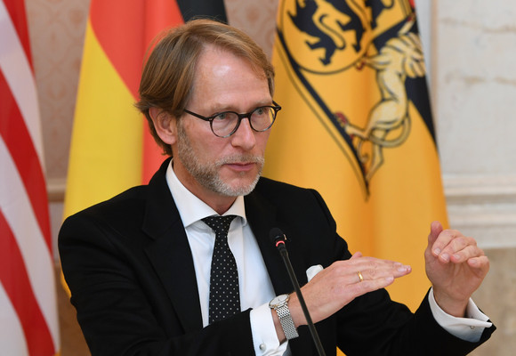 Austausch Stegmann empfängt Direktorin des Aspen Institut Staatsminister Dr. Florian Stegmann