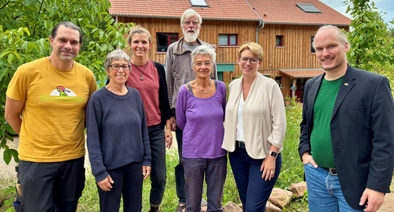 Staatssekretärin Andrea Lindlohr MdL auf Sommertour „Nachhaltig Bauen in Baden-Württemberg“