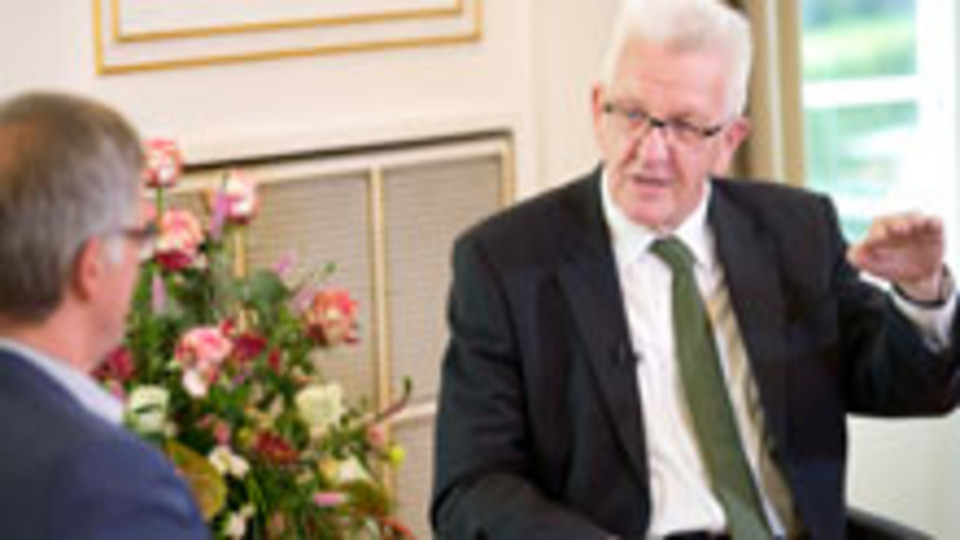 In der Online-Sprechstunde hat Ministerpräsident Winfried Kretschmann die Fragen der Bürgerinnen und Bürger beantwortet.