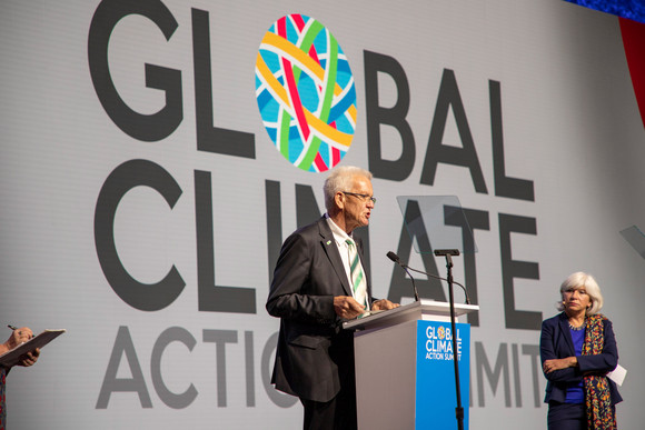 Delegationreise Kretschmann reist nach Kalifornien und Ontario Ministerpräsident Winfried Kretschmann bei seiner Rede auf der internationalen Klimakonferenz Global Climate Action Summit (GCAS) in San Francisco (Foto: Staatsministerium Baden-Württemberg)