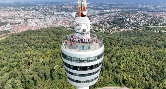 Ministerin Nicole Razavi MdL besucht den Stuttgarter Fernsehturm