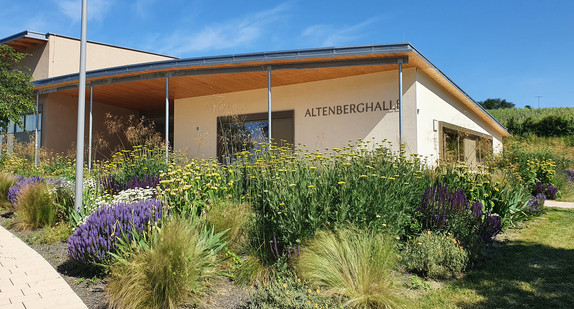 Das Bürgerzentrum Altenberghalle im Ortskern von Sulzburg-Laufen