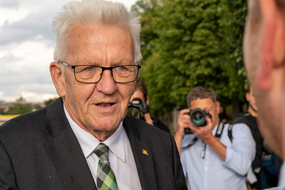 Reise Kretschmann besucht Sachsen Ministerpräsident Winfried Kretschmann in Dresden (Bild: Staatsministerium Baden-Württemberg)