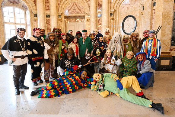 Fastnacht Närrischer Staatsempfang der Landesregierung Gruppenbild mit dem Alemannischen Narrenring