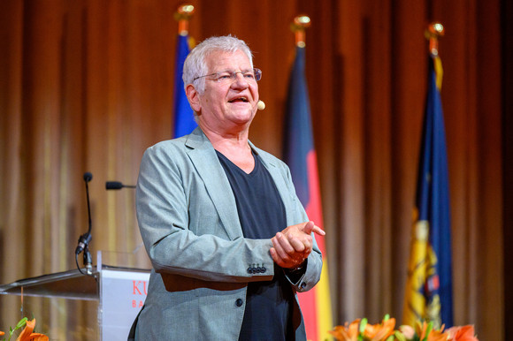 Galaveranstaltung mit Kabarettist Werner Koczwara im Kurhaus Baden-Baden