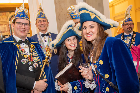 Fastnacht Empfang für Karnevals- und Fasnachtsvereine Empfang für die Karnevals- und Fasnachtsvereine des Landes