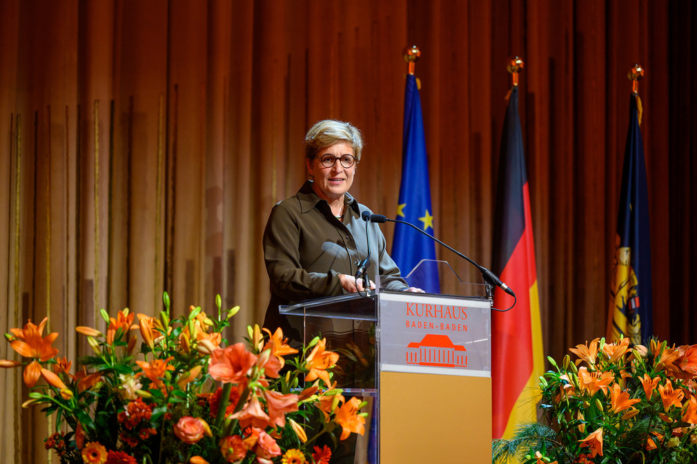 Begrüßungsrede von Nicole Razavi MdL, Ministerin für Landesentwicklung und Wohnen Baden-Württemberg und Vorsitzende der Bauministerkonferenz
